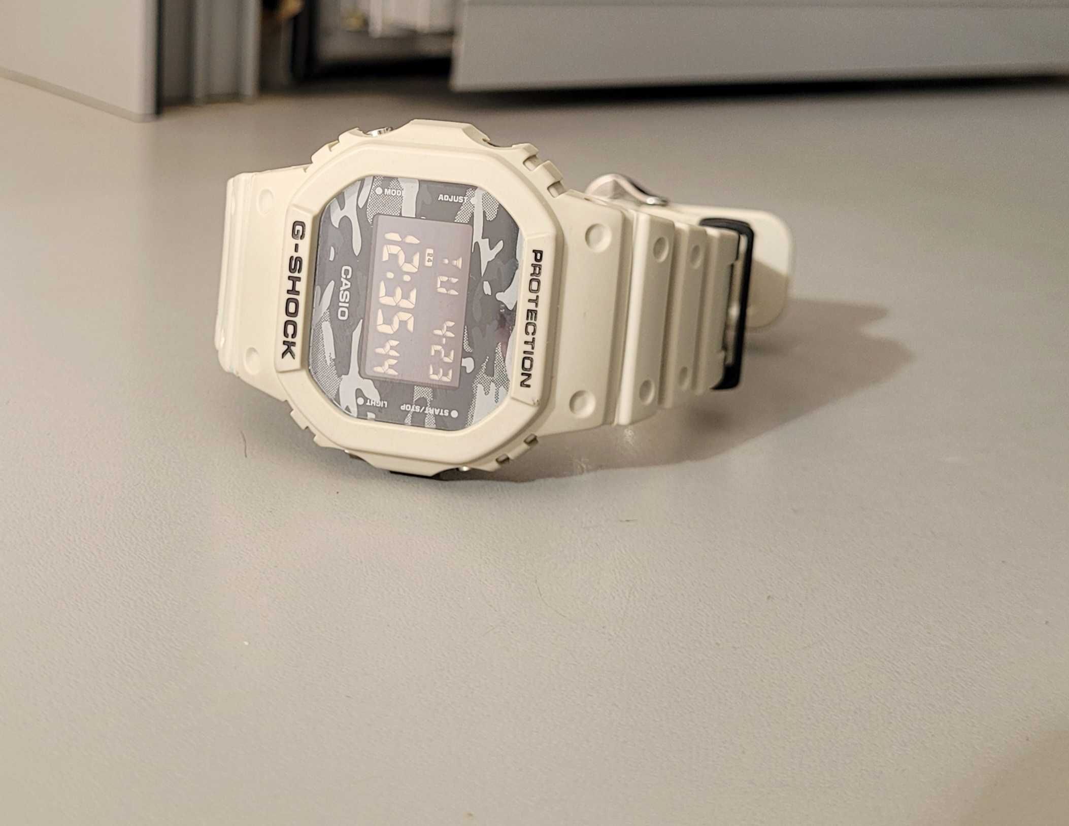 Zegarek Casio G-Shock Protection 5600CA moro