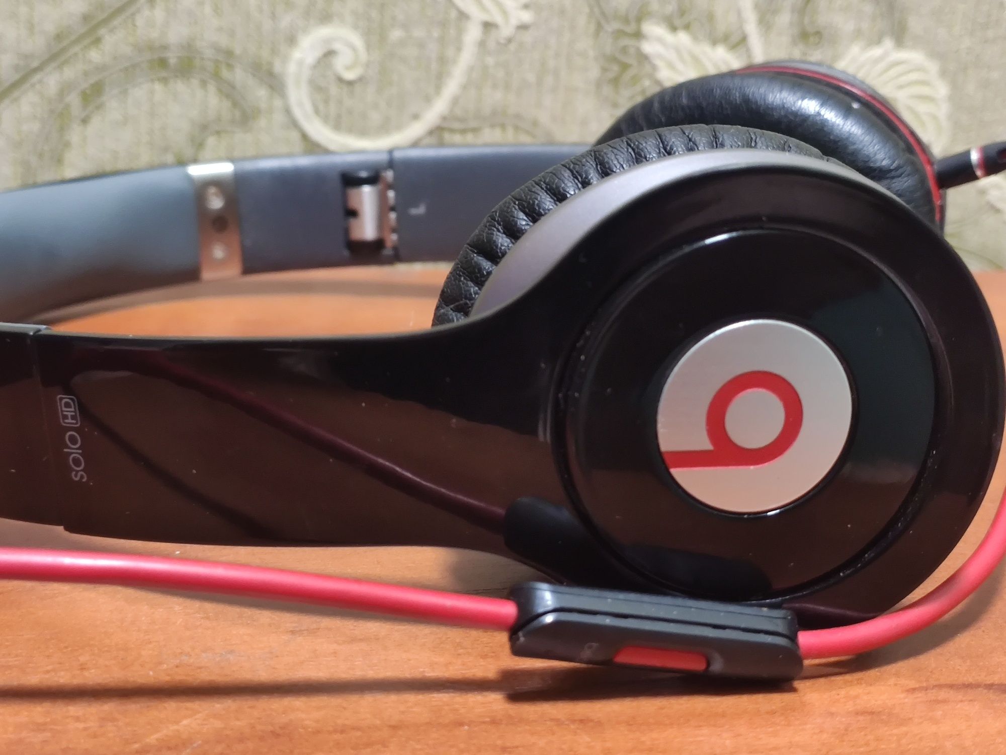 Продам наушники beats by dr.dre HD