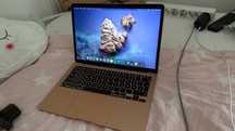 MacBook Air M1 zloty 13 cali 256GB