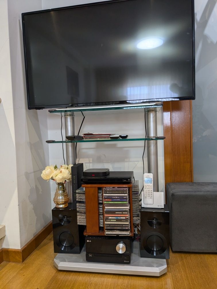 Móvel para televisão