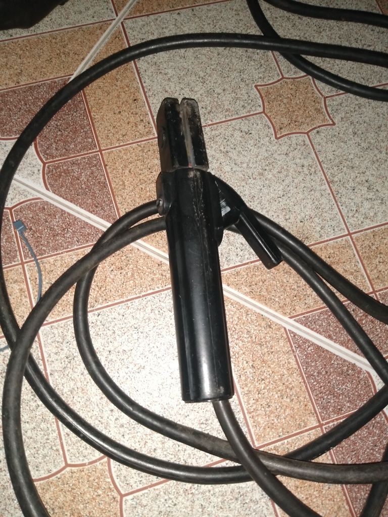 Spawarka elektrodowa ESAB Buddy Arc
