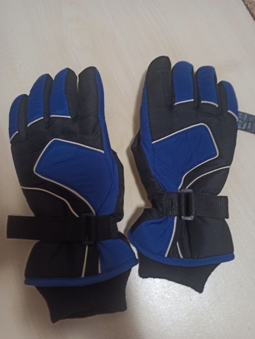 Перчатки зимние.