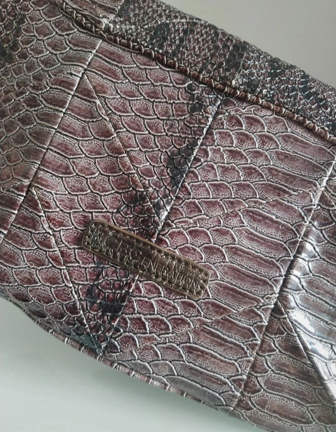 Mala de mão | Clutch | BCBGeneration | Pele sintética | como nova