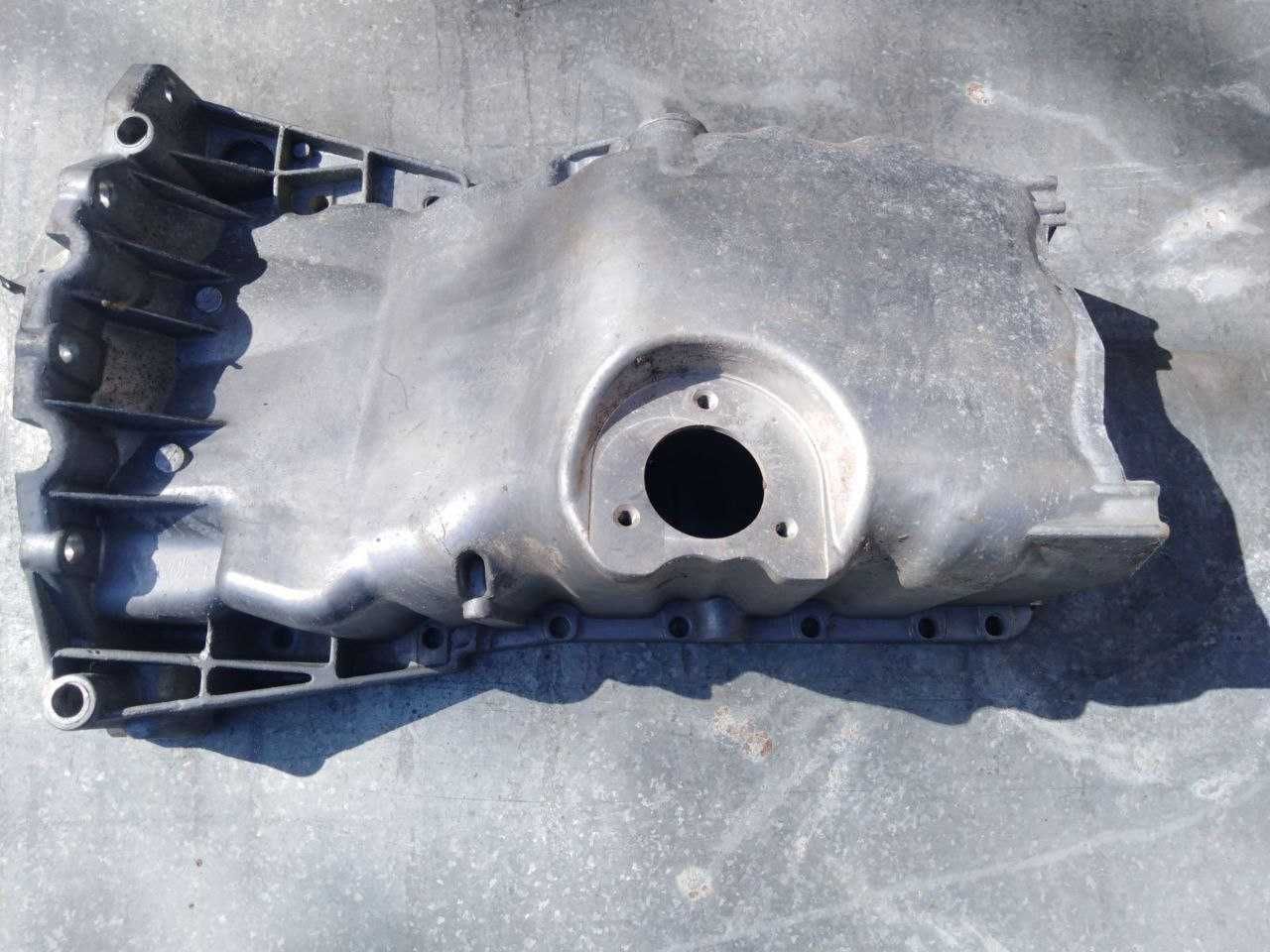 продам поддон новый Volkswagen пассат
