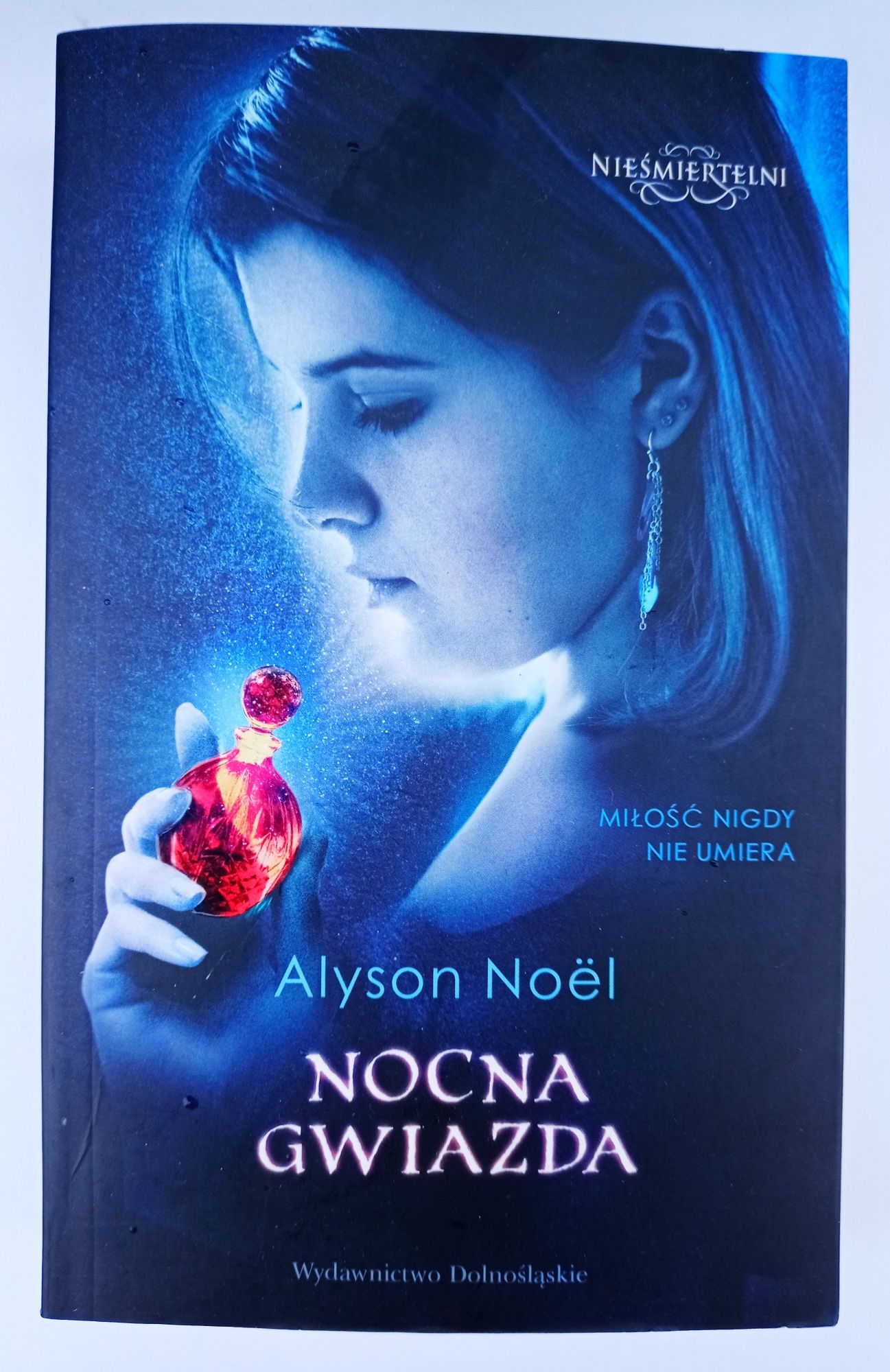 Nocna gwiazda alyson noel B96