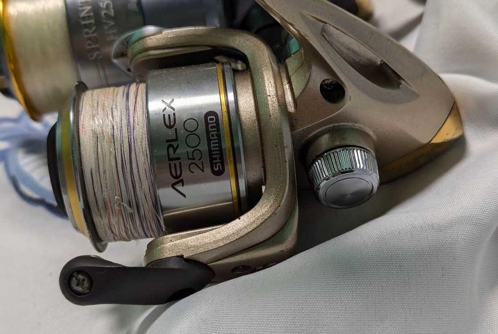 Рыболовные катушки Shimano-Daiwa размер 2500 с леской