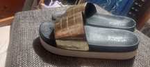 Chinelas tamanho 38