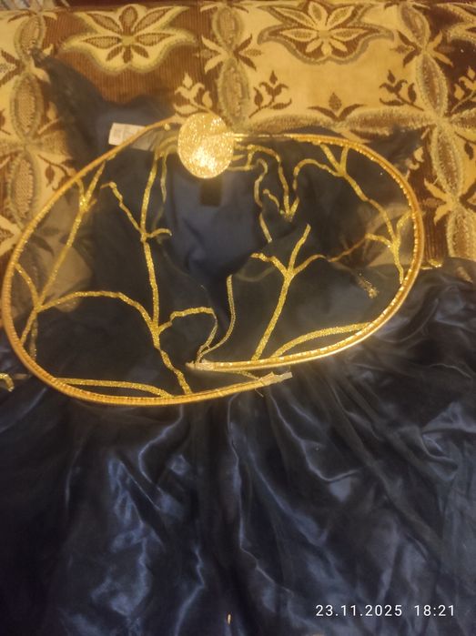 Продам КАРНАВАЛЬНЫЙ костюм