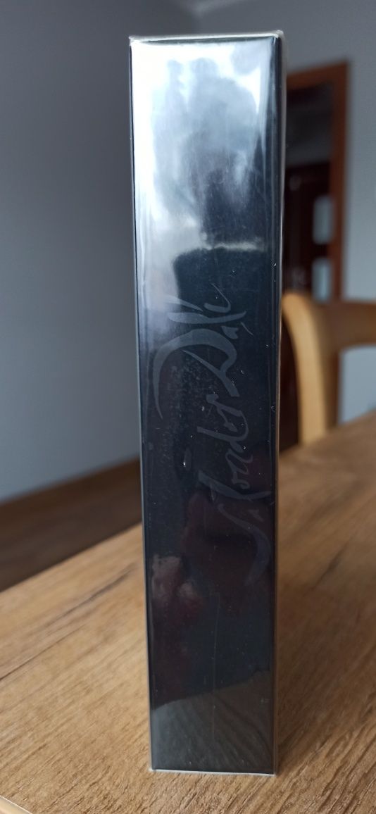 Salvador Dali Black Sun 100 ml Unikat
Black Sun