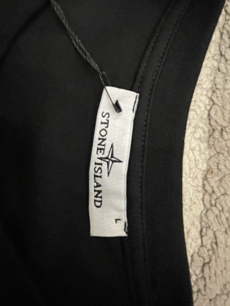 Stone island  футболка (НОВАЯ)‼️