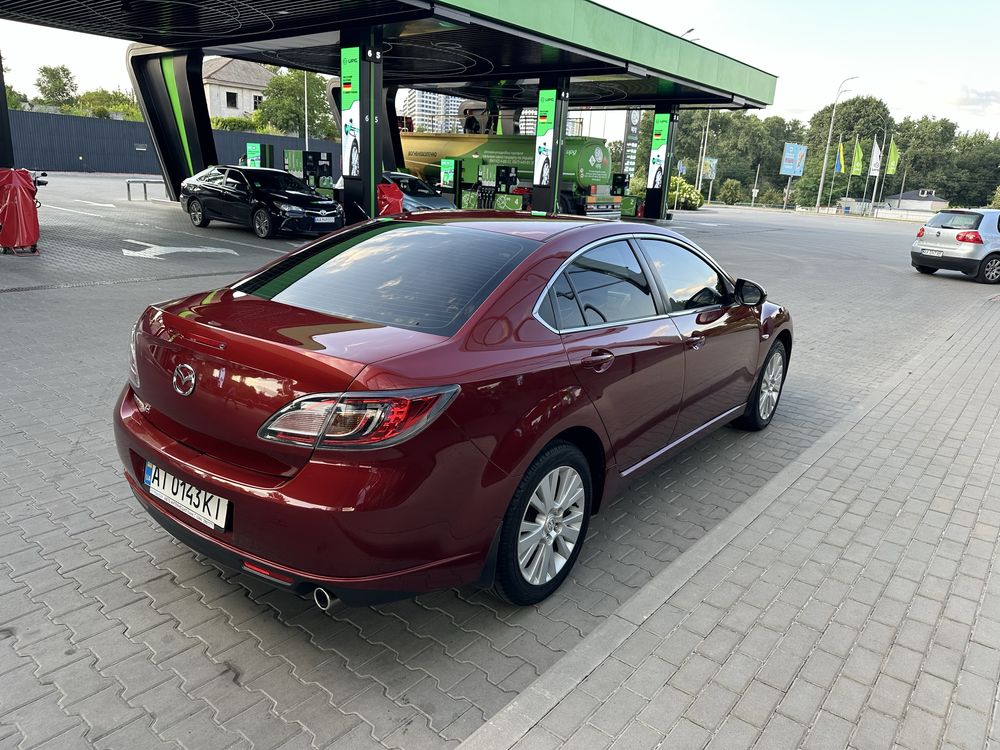 Мазда 6 2.0 автомат газ