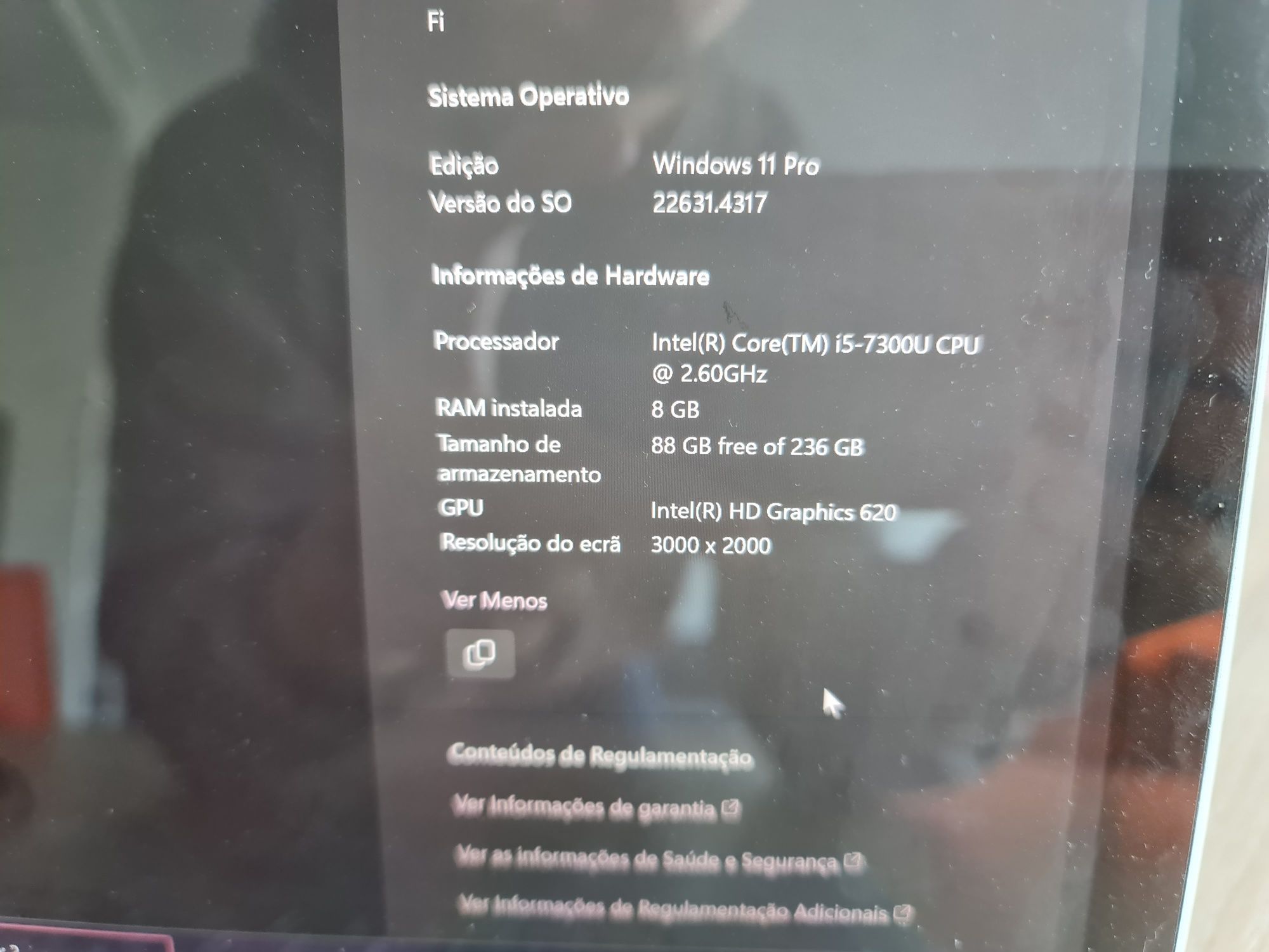 Microsoft Surface Book 2