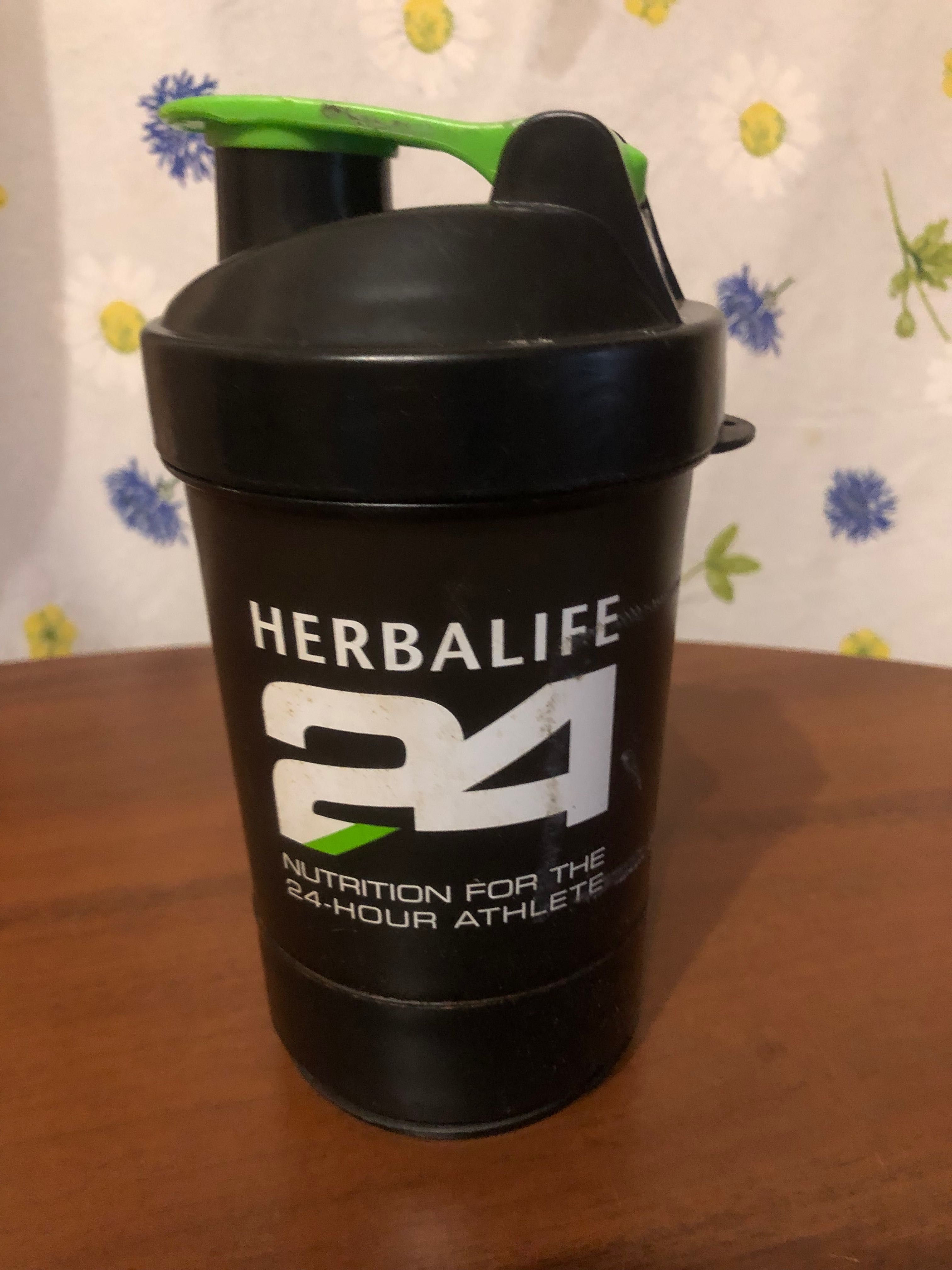 Продам шейкер  Herbalife