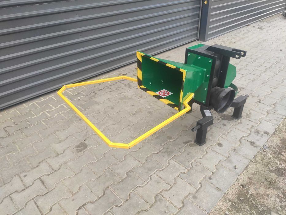 Rębak do drewna i gałęzi 8 cm / 11 cm - rozdrabniacz rembak walcowy