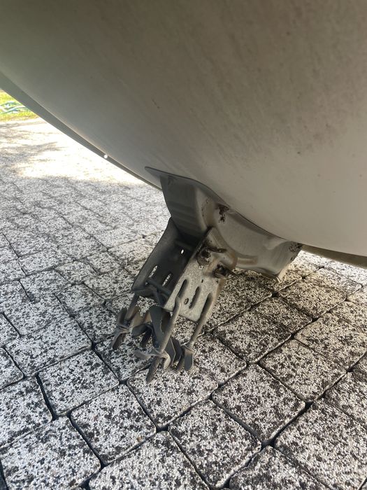 Talerz satelitarny TV 73cm z uchwytem