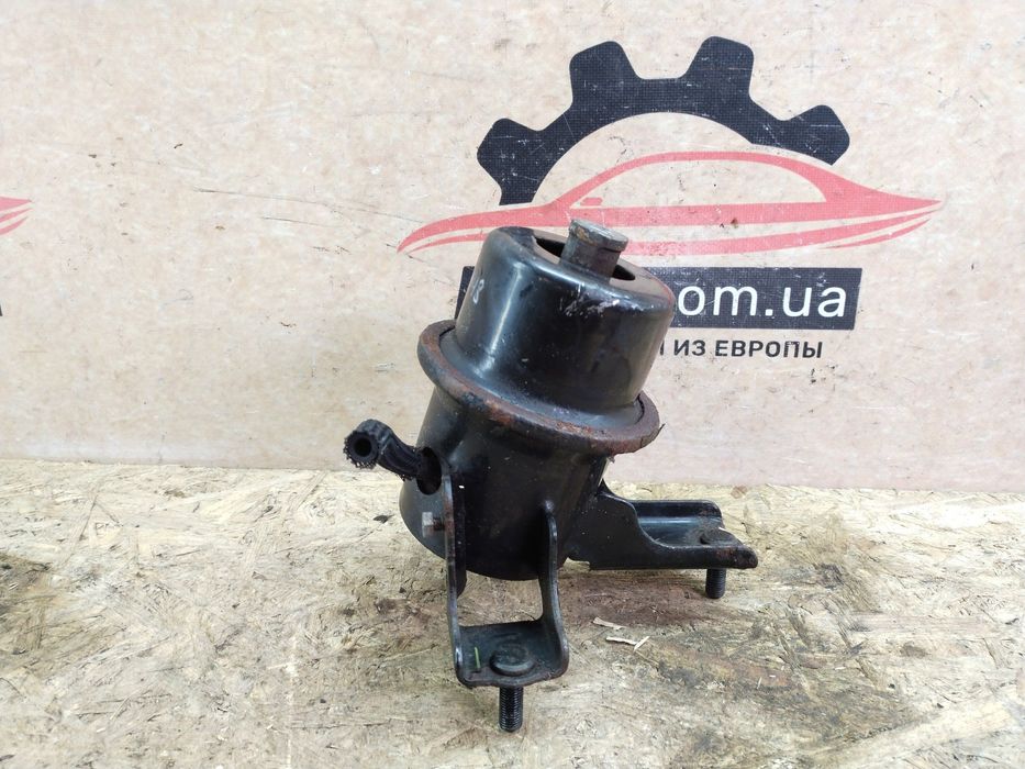 Toyota Sienna 10- 3.5 Подушка опора двигателя передняя 136200-1920