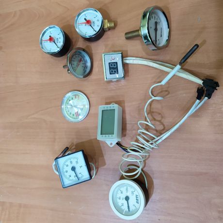 Термометр, манометр датчик температуры и давления