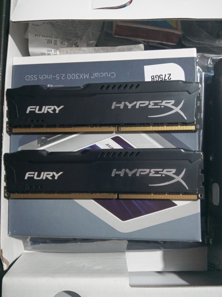 Kingston HyperX Fury DDR-3 16gb 1866Mhz