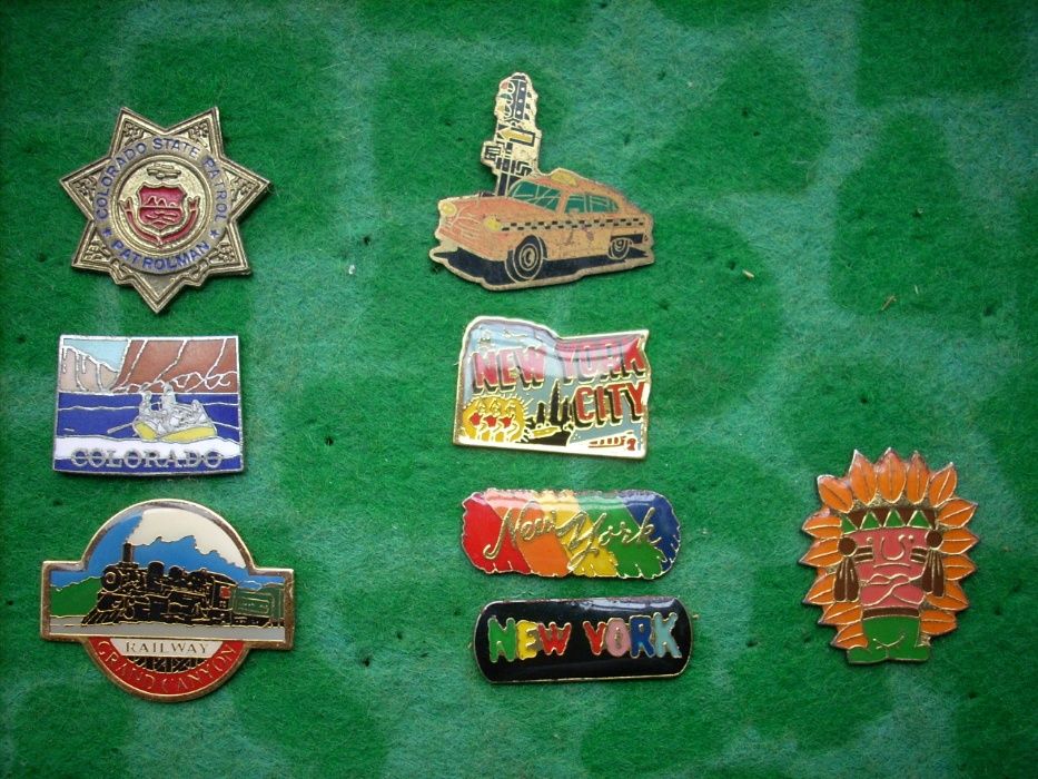 Colecção 35 pins americanos originais