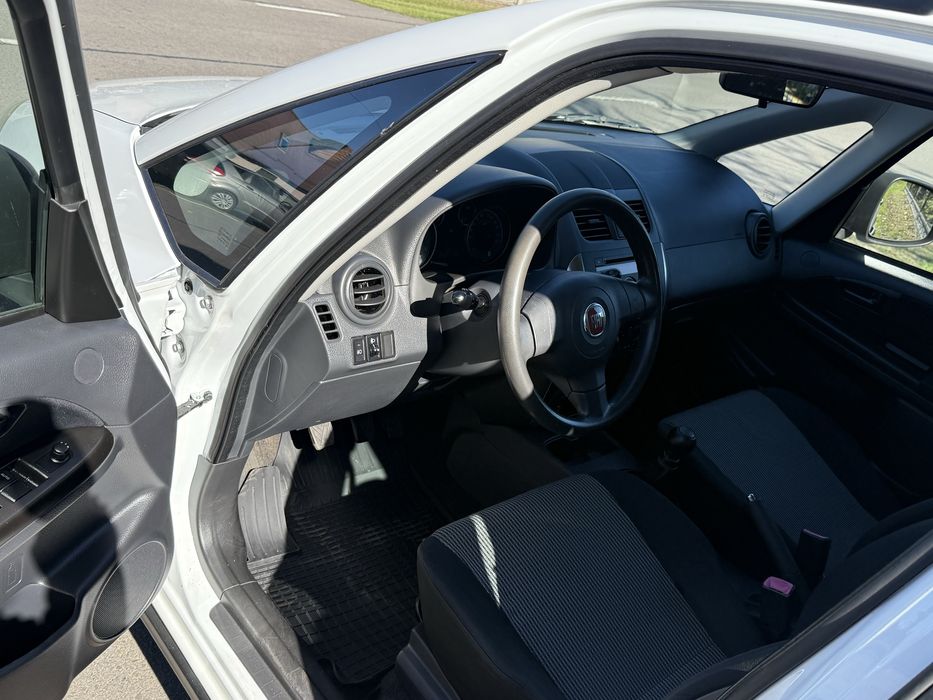 Fiat Sedici 4x4 1.6 benzyna Po lift. rezerwacja