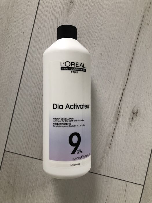 Rewelator (aktywator)  Dia Loreal 9 vol