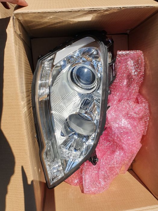 Nowa Lampa Prawa Przód XENON Mercedes ML W164 A164 FL Lift Kompletna E