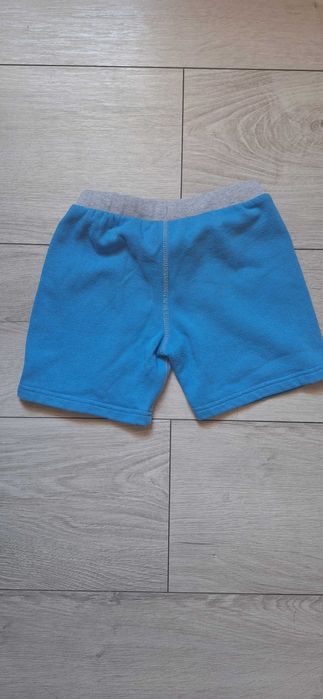 Spodenki dla chłopca 5-6 lat