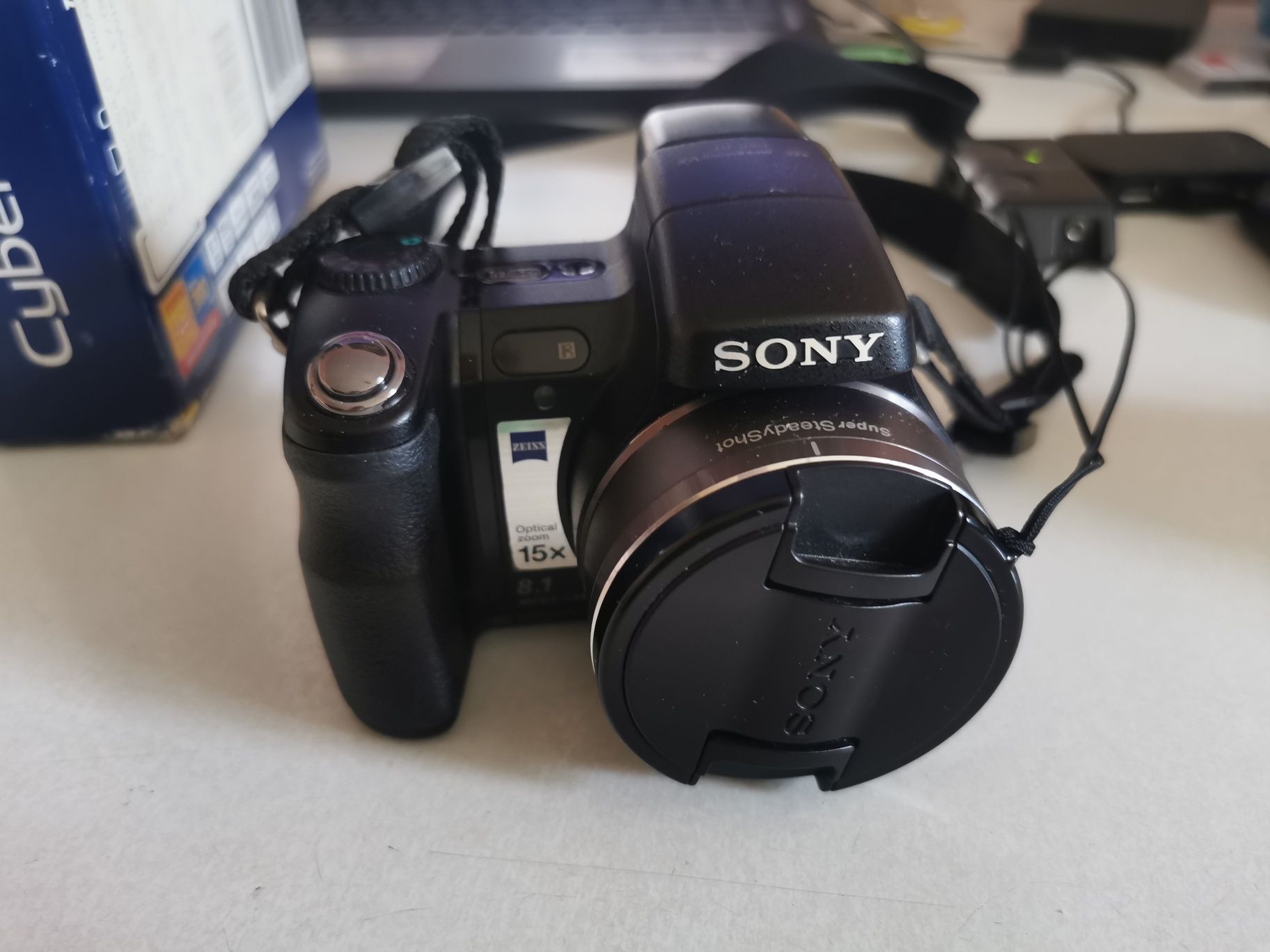 Aparat potograficzny Sony DCS-H7