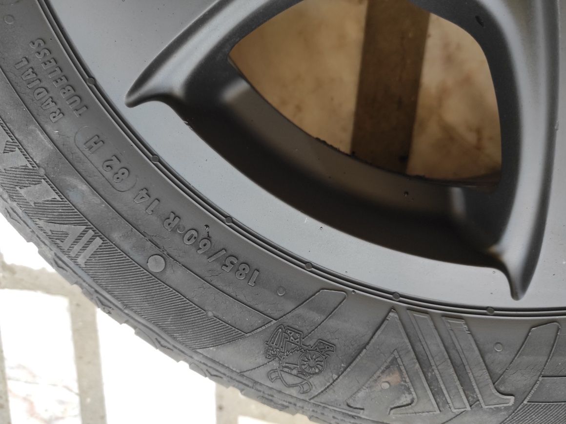Jantes Especiais 14 4x100 C/Pneus 185/60 Honda Nissan Toyota Renault