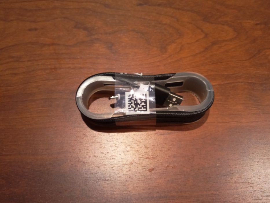 Прочный надежный micro USB кабель в нейлоновой оплетке длиной 140 см