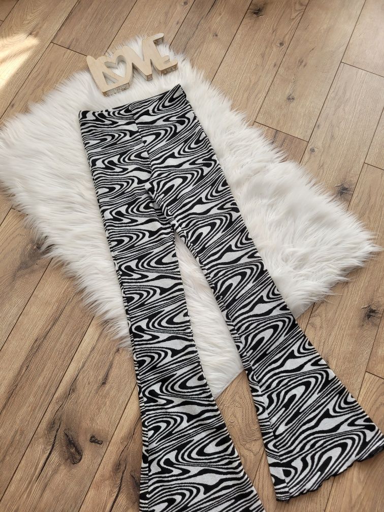 Spodnie dzwony xs zebra mazaje