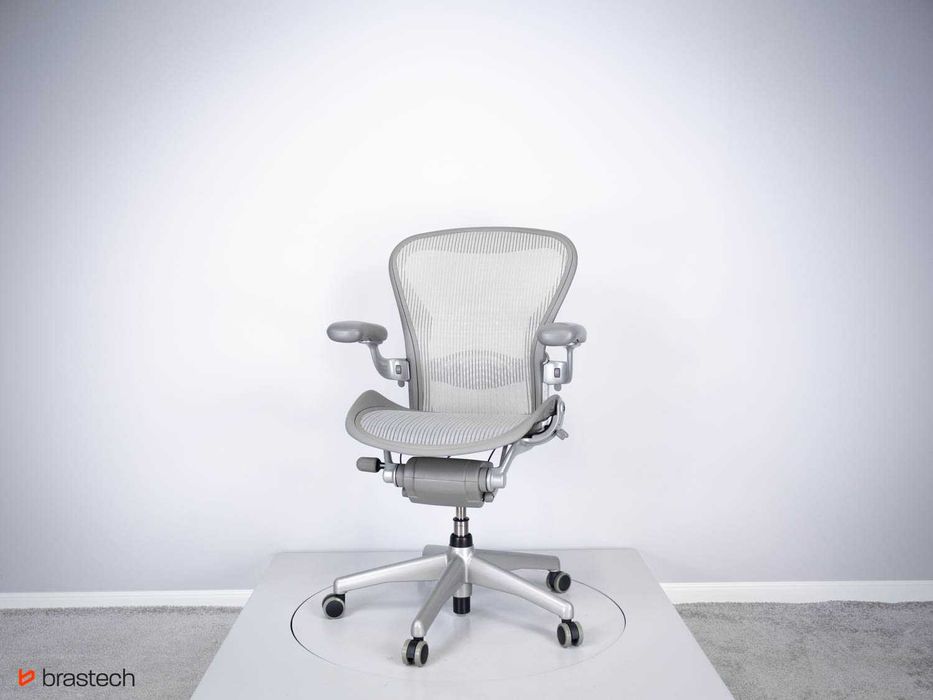 Fotel biurowy Herman Miller Aeron Classic B Platinum Mineral