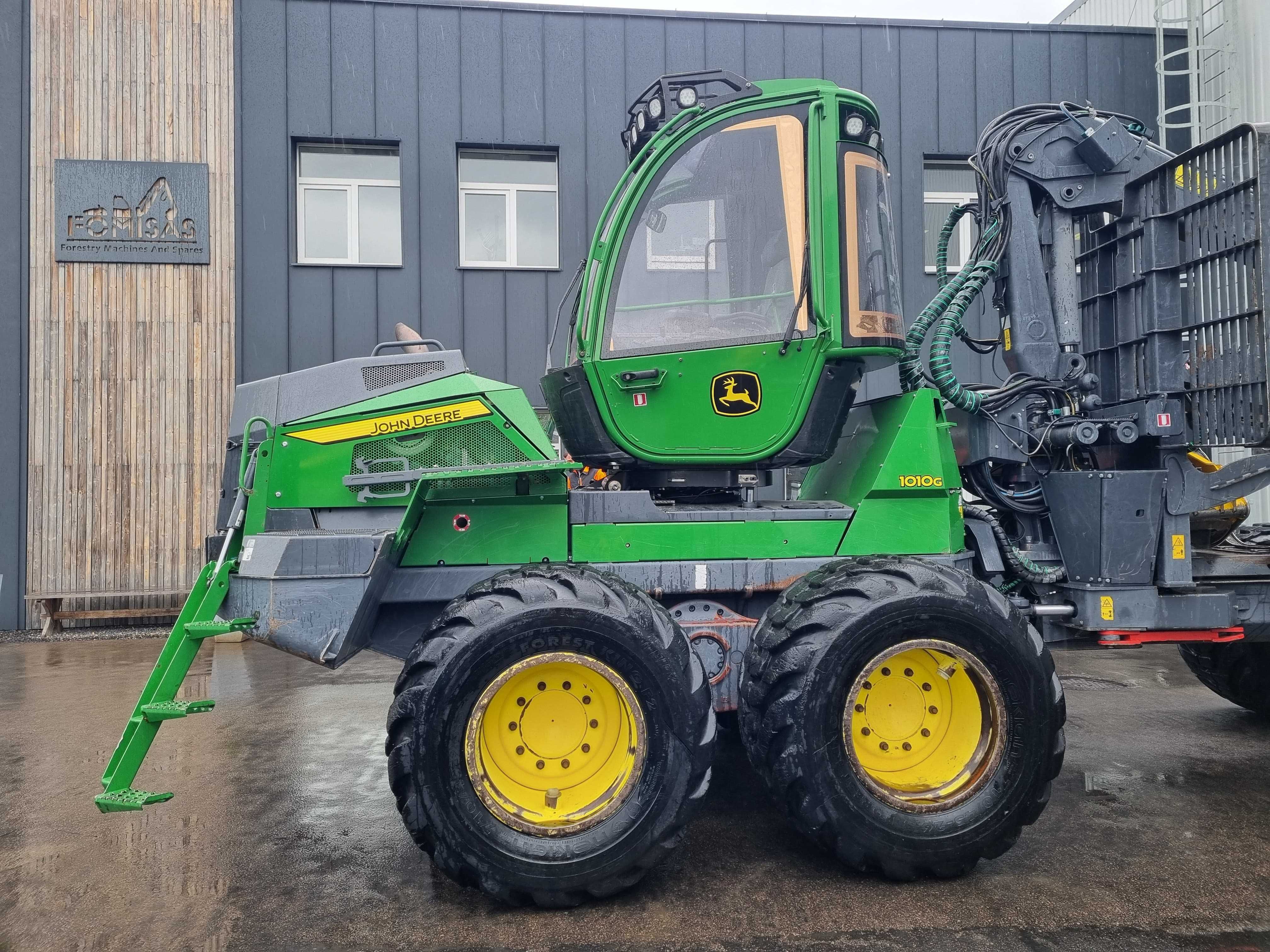 John Deere 1010G Forwarder