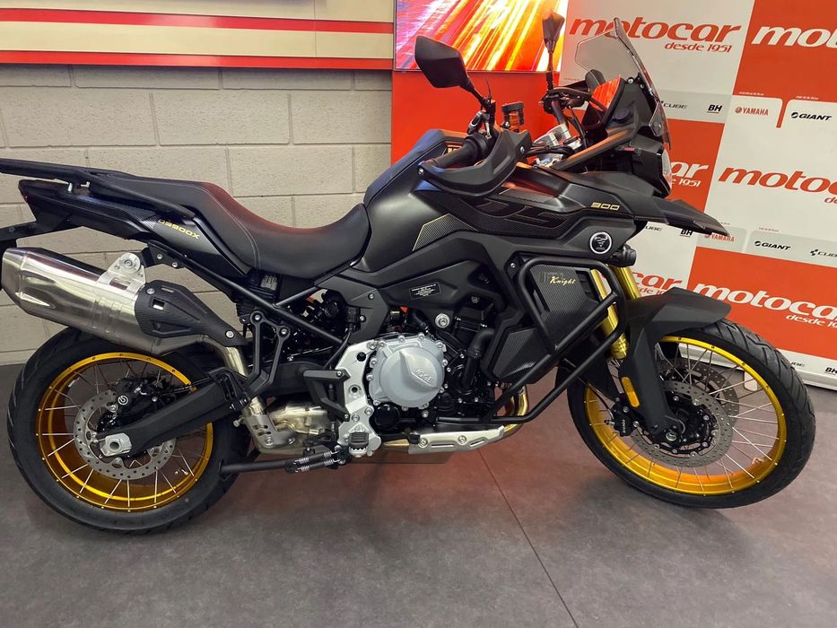 Voge 900DSX Euro5+ 2025 BLACK KNIGHT