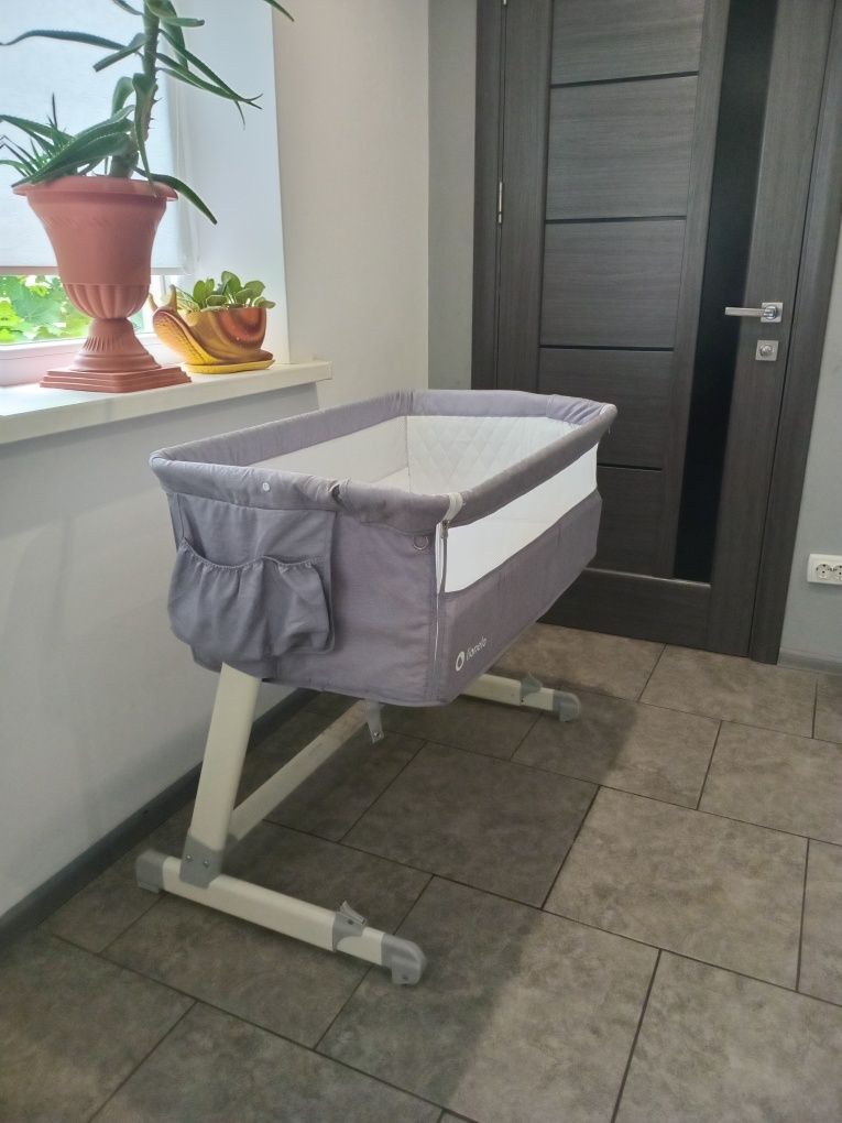 Приставне ліжечко Lionelo