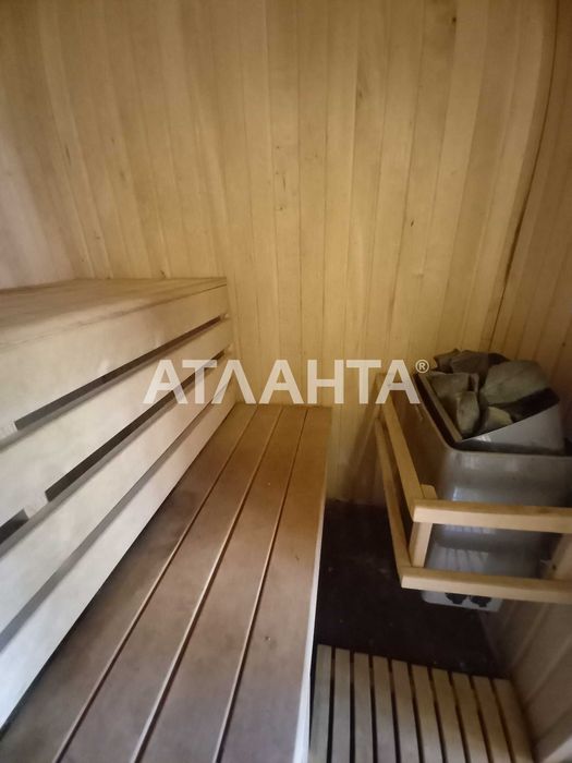 Будинок з ремонтом у Совіньоні