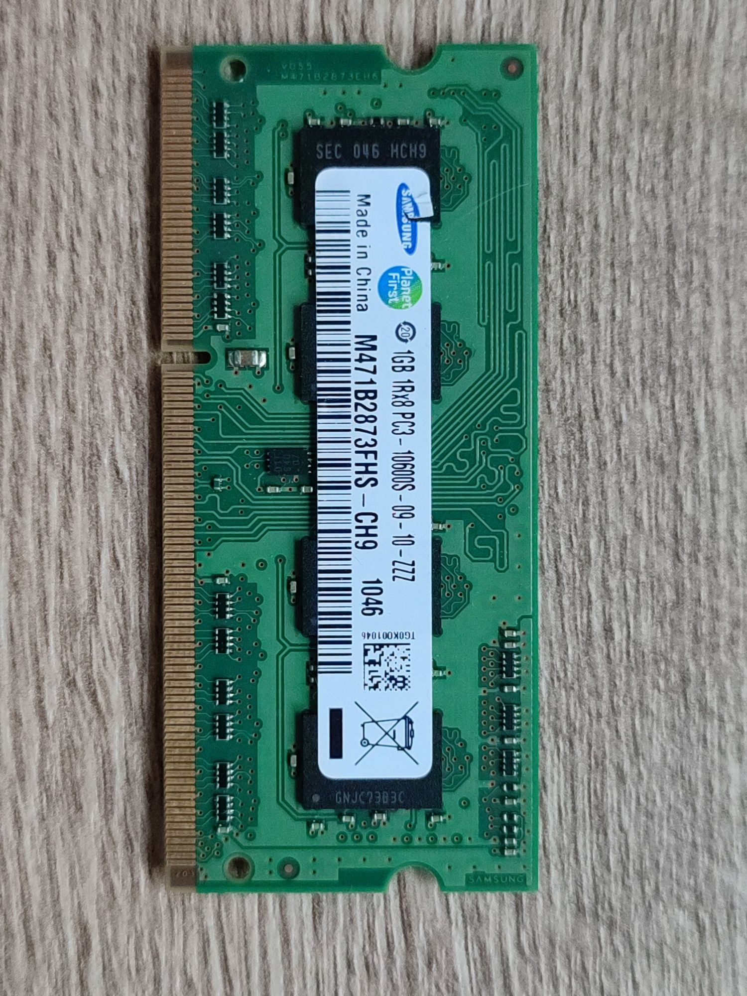 Pamięć RAM DDR3 1GB SAMSUNG 1RX8 PC3-10600S-09-10-ZZZ