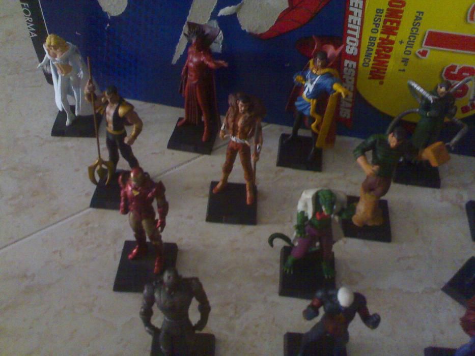 pack 35 figuras eaglemoss em chumbo. marvel