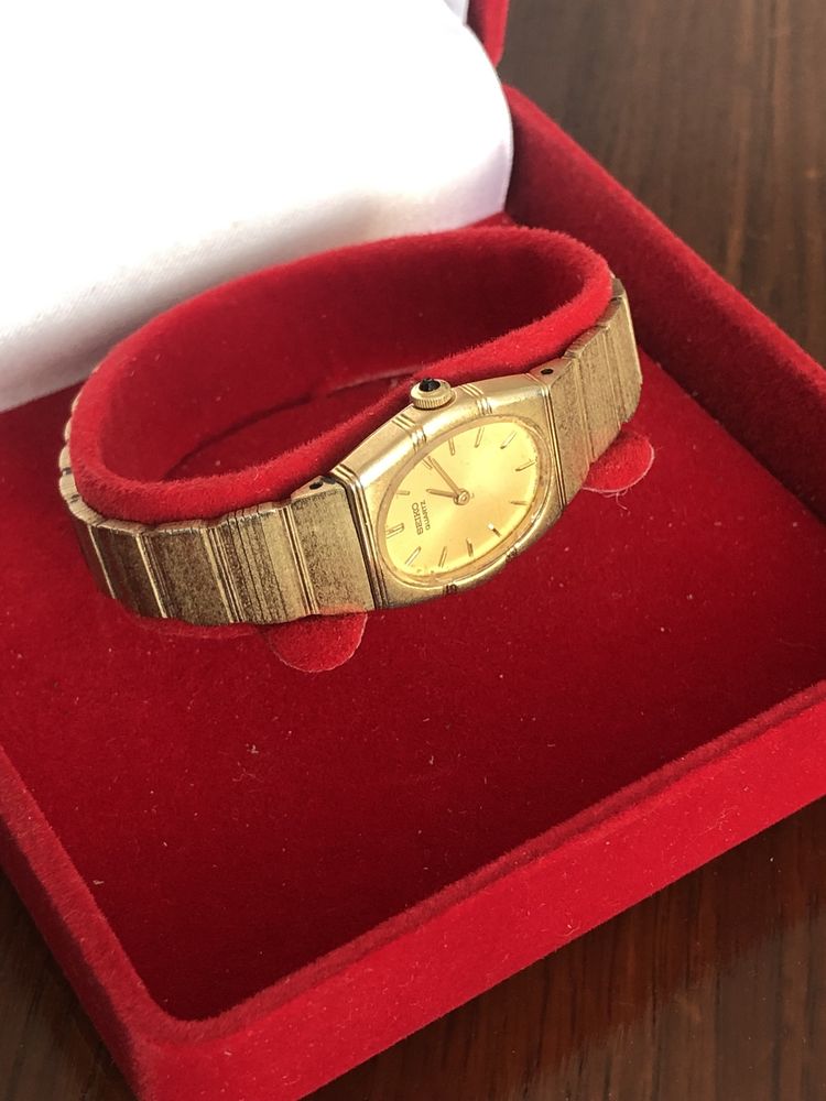 Zabytkowy zegarek damski japońskiej marki Seiko Vintage
