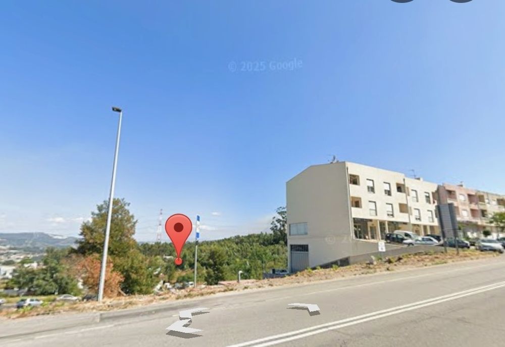 2 Terrenos para construção