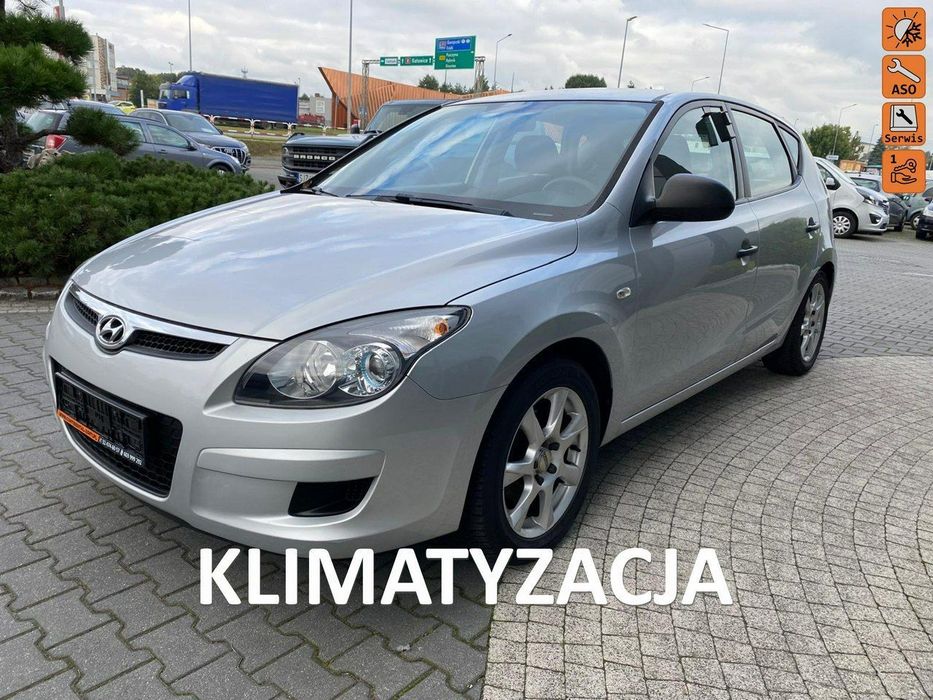 Hyundai I30 klimatyzacja, el. szyby, centralny zamek, hak, benzynka, manual