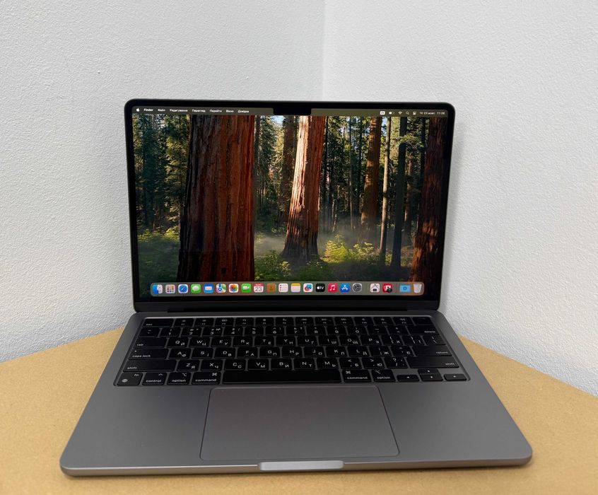 MacBook Air 2022 { M2 | 8gb | 256 } Гарантія . 32324SV