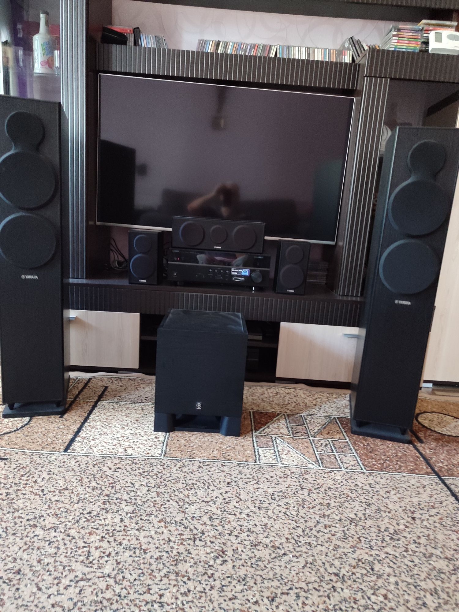 Комплект акустики Yamaha SET NS-150 Black+subwoofer yst-sw030