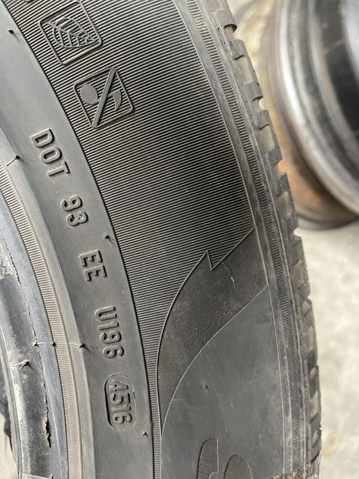 Шины 215/65 R17 Pirelli б/у пара зима 5,5мм U6