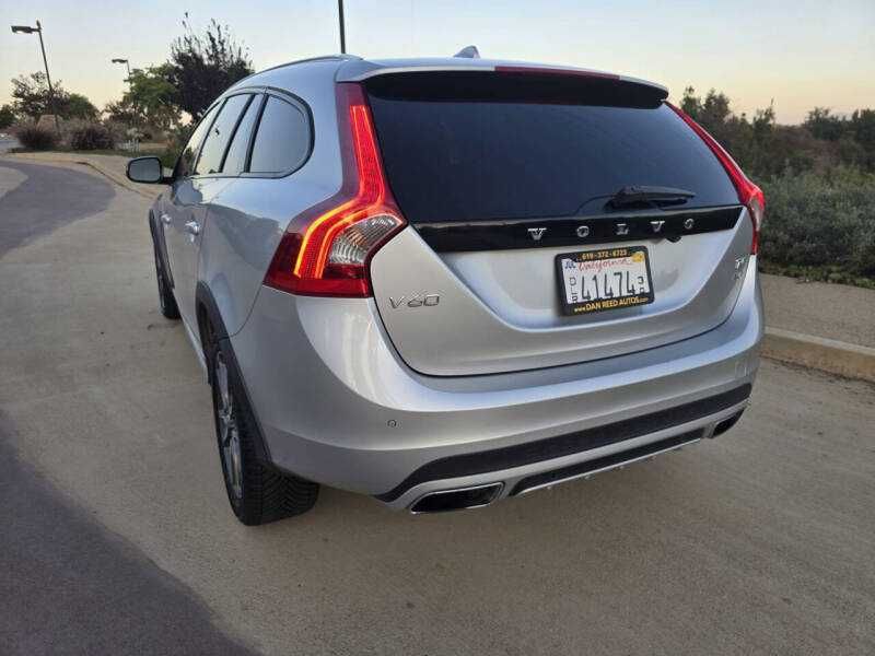 2017 Volvo V60 Cross Country