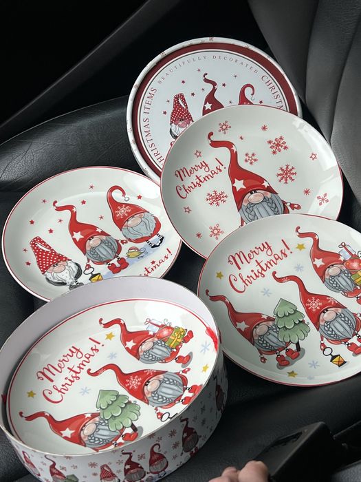 Новорічний посуд