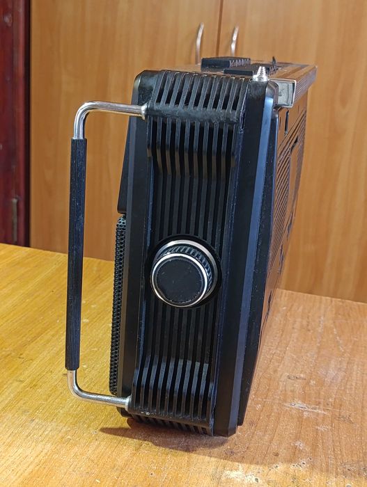 Магнитола "Grundig RR 750. "Профессионал"