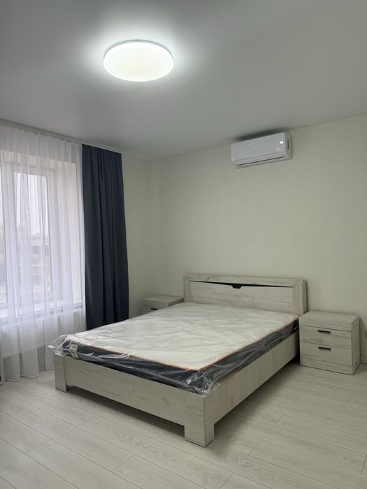 Двух кімнатна квартира в центрі Гостомеля