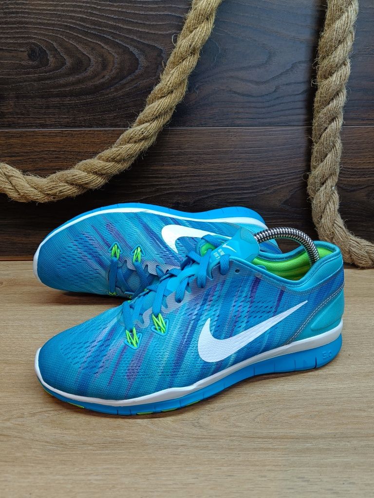 Niebieskie męskie buty sportowe Nike Free 5.0 Tr