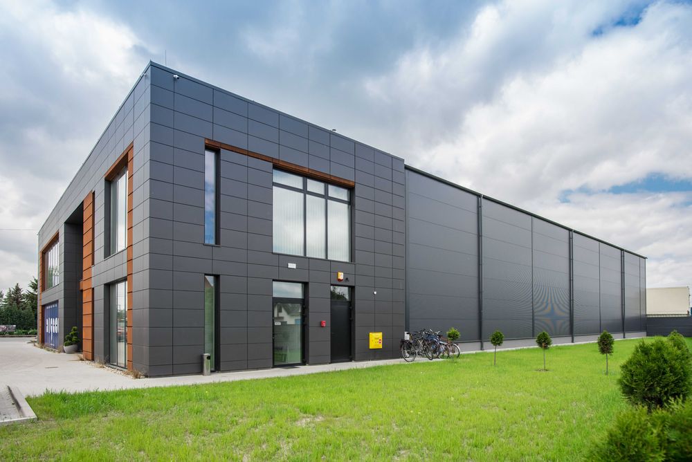 Do wynajęcia Hala magazynowa 1000 m2 z biurem pod Warszawą